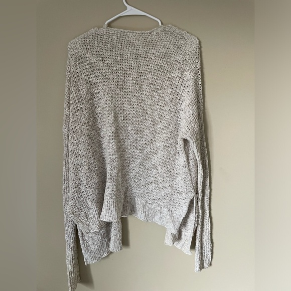 Abercrombie & Fitch grey Cream Knit Cardigan size M/L NWOT - Picture 3 of 5